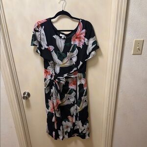 Signature by Robbie Bee Black Floral Midi Dress